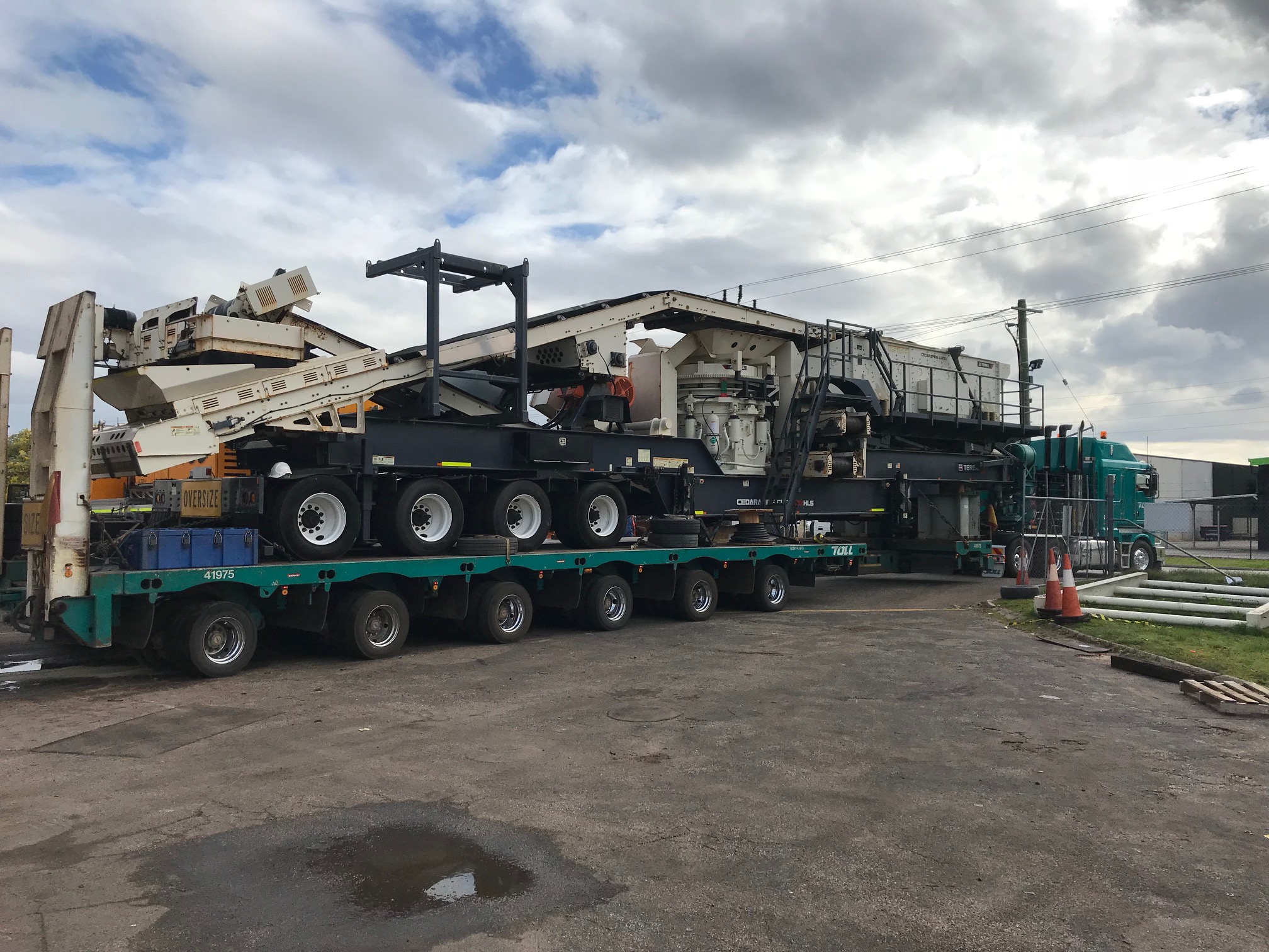 http://Ausdecom%20Recycling%20Mobile%20Crushing%20Unit