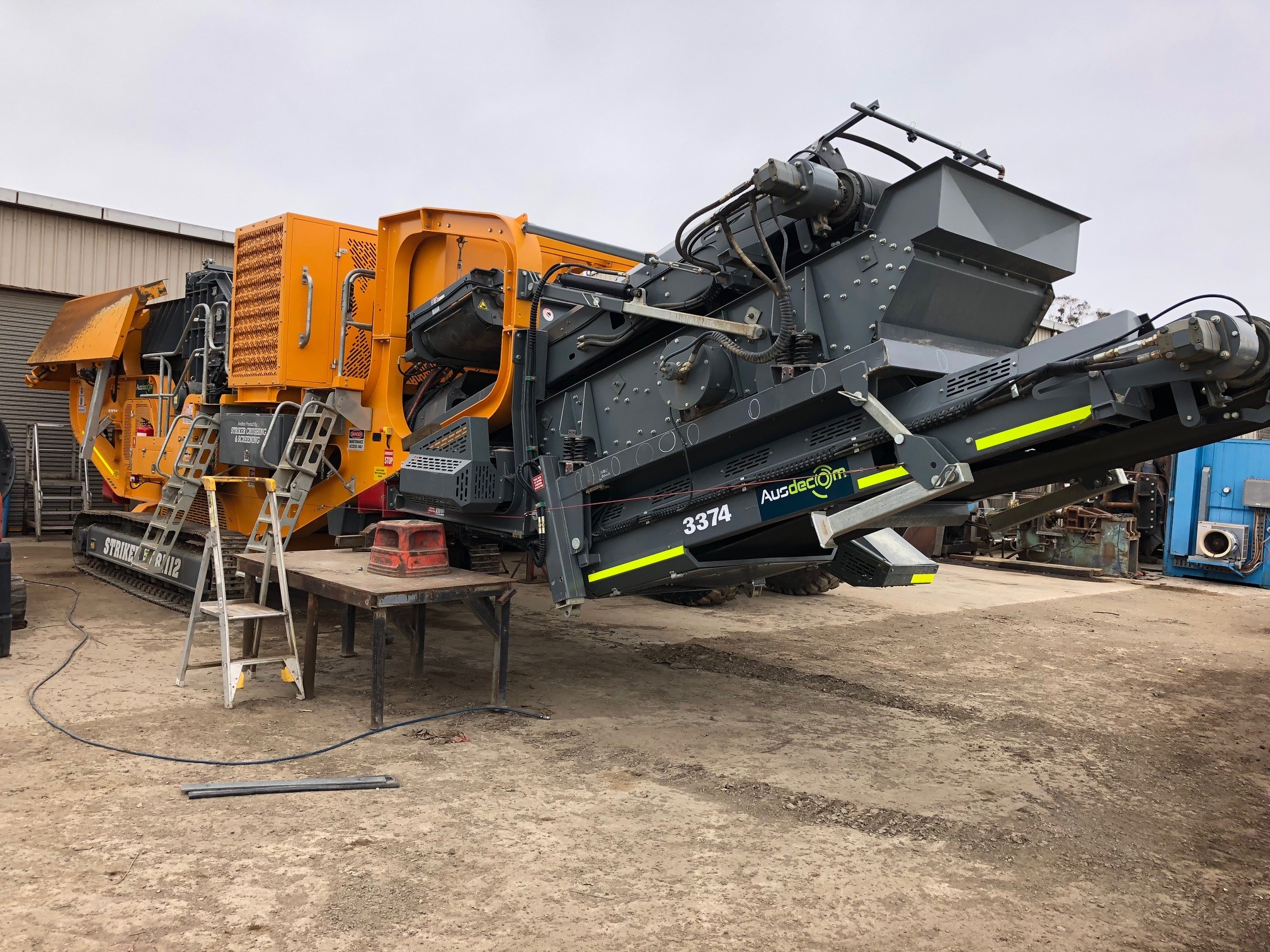 http://Ausdecom%20Recycling%20Mobile%20Crushing%20Unit