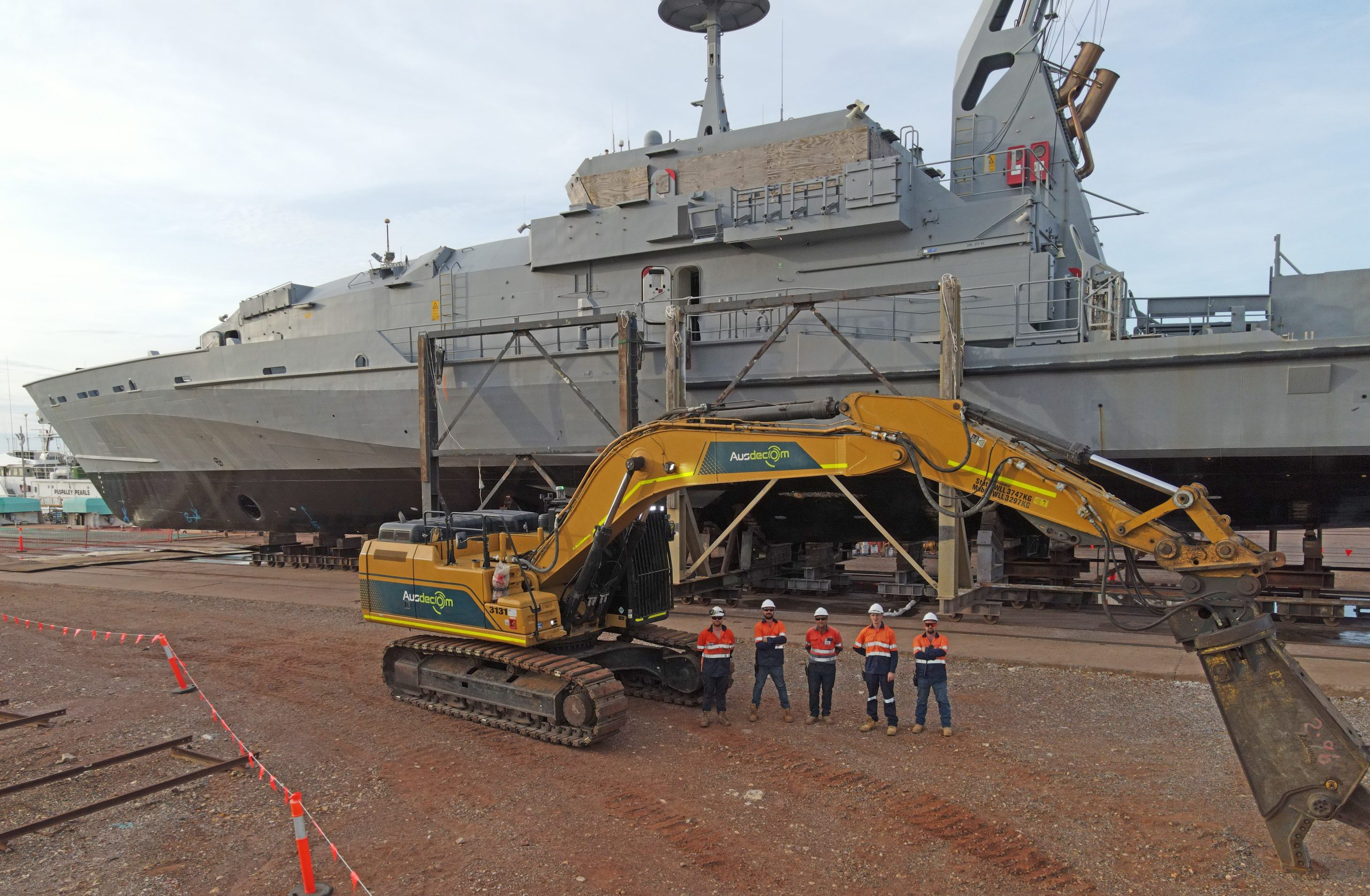 http://Ausdecom%20HMAS%20Pirie%20Patrol%20Boat%20Demolition%20Team