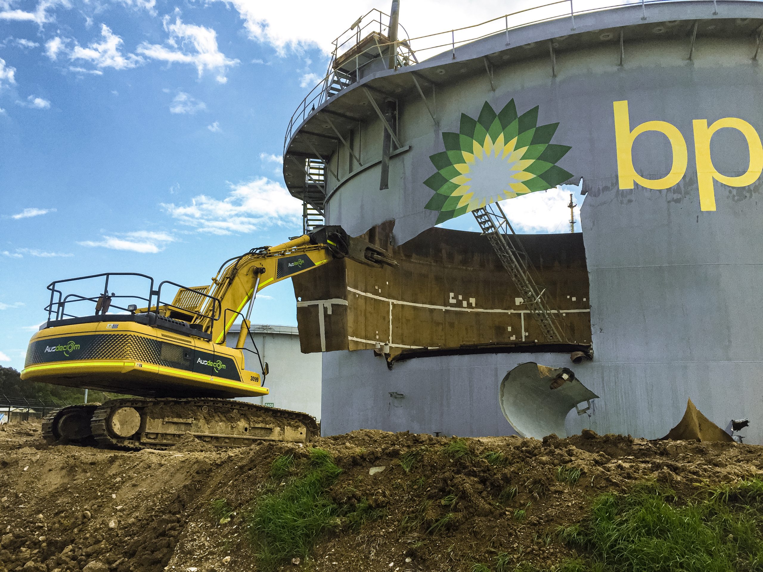 Ausdecom Refinery Transition Storage Tank Demolition BP Bulwer Island