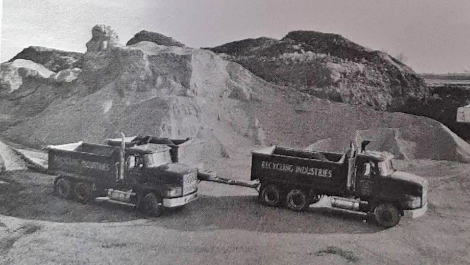 http://Ausdecom%20Recycling%20History%20Mack%20Tippers%20and%20dog%20trailers